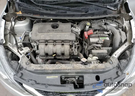 2017 Nissan Sentra S z USA, uszkodzony, nr VIN 3N1AB7AP3HY244474